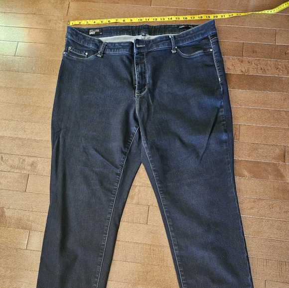WILLIAM RAST Plus Size Women's Jeggings - Size 20 - Picture 3 of 10